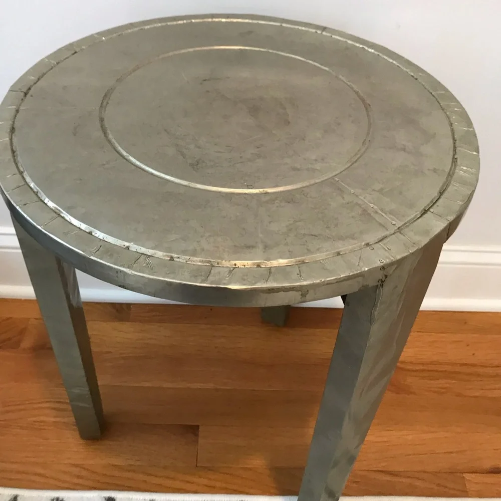 West Elm round table 20” tall